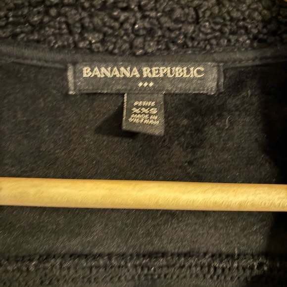 Petite XXS Banana republic factory teddy shacket - Picture 2 of 2